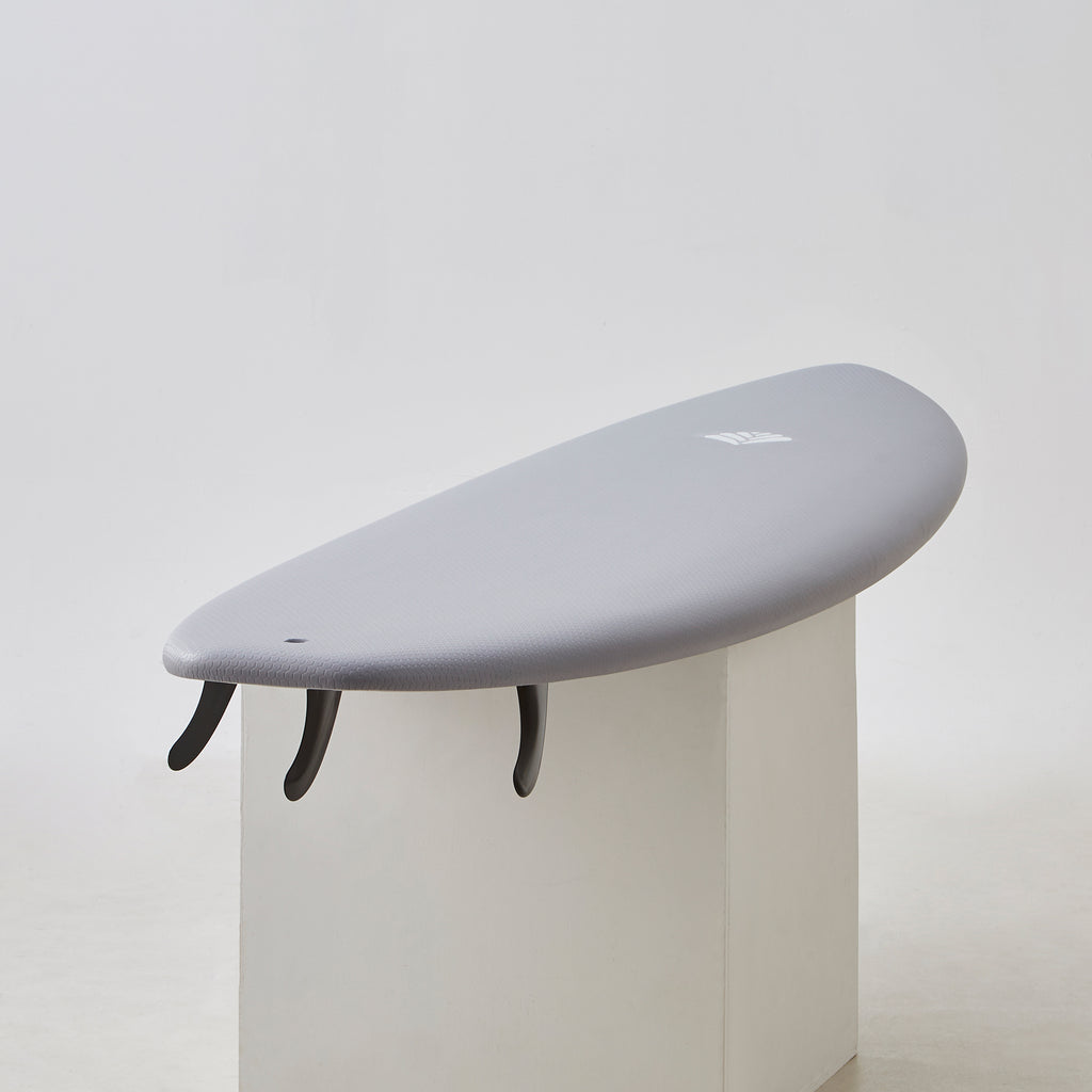 Standard ソフトボード 7’0” スカッシュテール ミッドレングス ワックスフリー