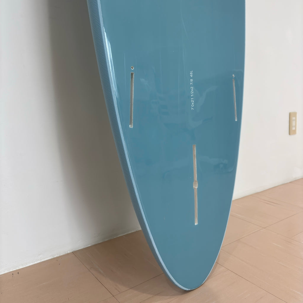 【西濃運輸営業所どめ】中古アウトレット Standard ソフトボード 7’0” ミッドレングス ワックスフリー